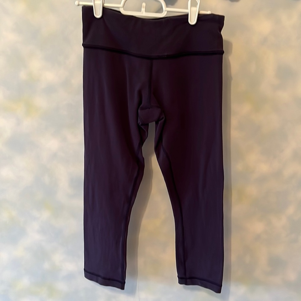Lululemon capri tights